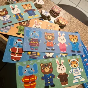 Ontvangen Houten Verkleed Puzzel Set van klant L***a.