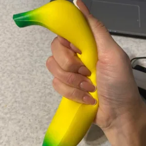 Ontvangen Anti-Stress Squishy Bananenspeeltje van klant J***n.