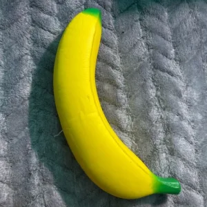 Ontvangen Anti-Stress Kneedbare Banaan Speeltje van klant R****t.