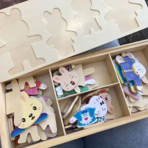 Ontvangen Houten Verkleed Puzzel Set van klant M***a.