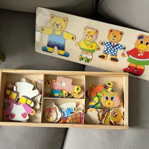 Ontvangen Houten Verkleed Puzzel Set van klant M***e.