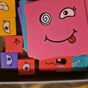 Ontvangen Expression Puzzle Building Blocks Game met bel van klant O***p.